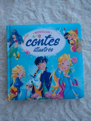 Livre Merveilleux contes illustrés 3 histoires : Petite Sirène Cendrillon Peter pan