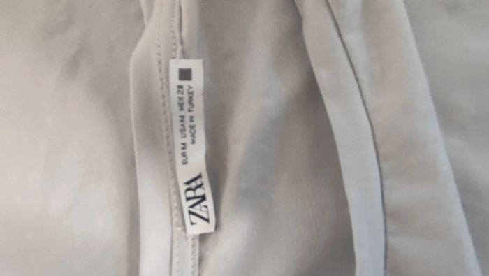 Top Zara bleu clair/gris à volants, Taille M - photo numéro 3