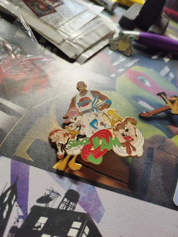Pin's space jam