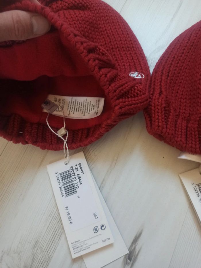 Lot 2 bonnets / neuf avec etiquette - photo numéro 3