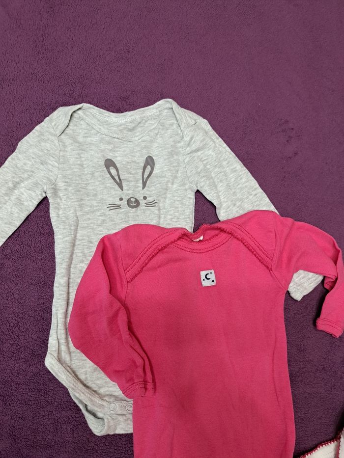 Lot body bébé fille 6 mois - photo numéro 4