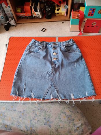 Jupe en jean denim. Co 9 10 ans
