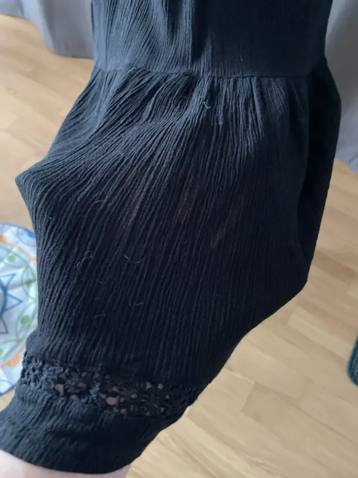 Robe noire - photo numéro 3