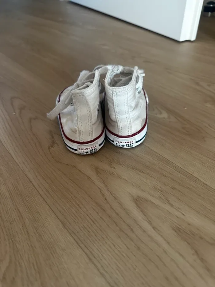 Converse blanche bébé taille 19 - photo numéro 3