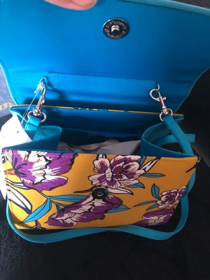 Sac à main et chaussures vintage - photo numéro 14