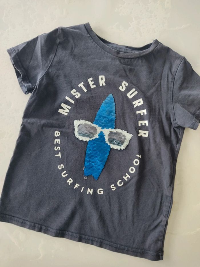 Tee shirt taille 6 ans