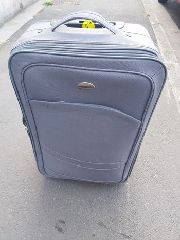 Valise