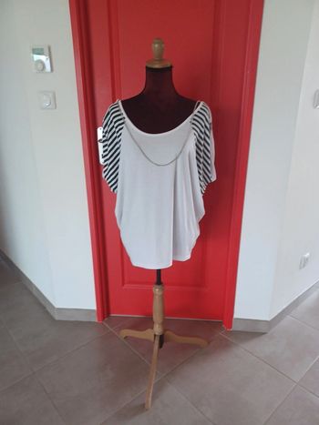 Très jolie tunique pour femme