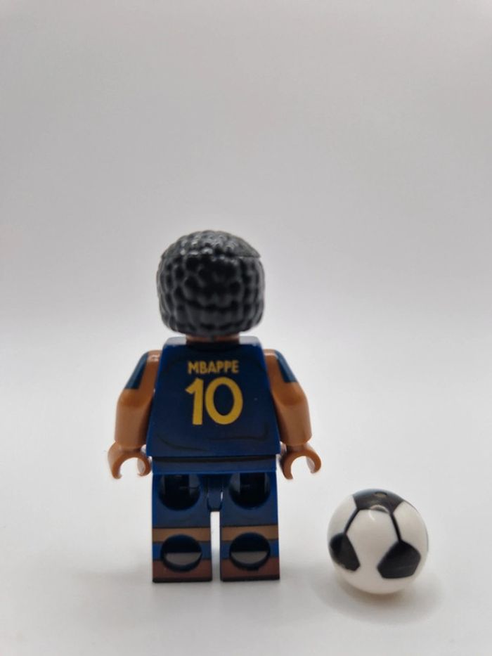 Figurine type lego Joueur de Football Mbappe France - photo numéro 3