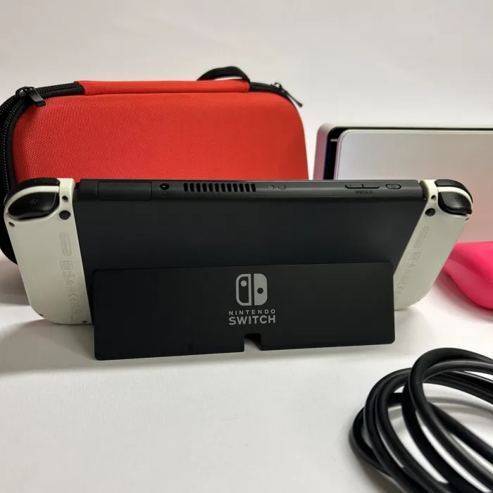 Nintendo Switch Oled Console | 64GB | - photo numéro 5