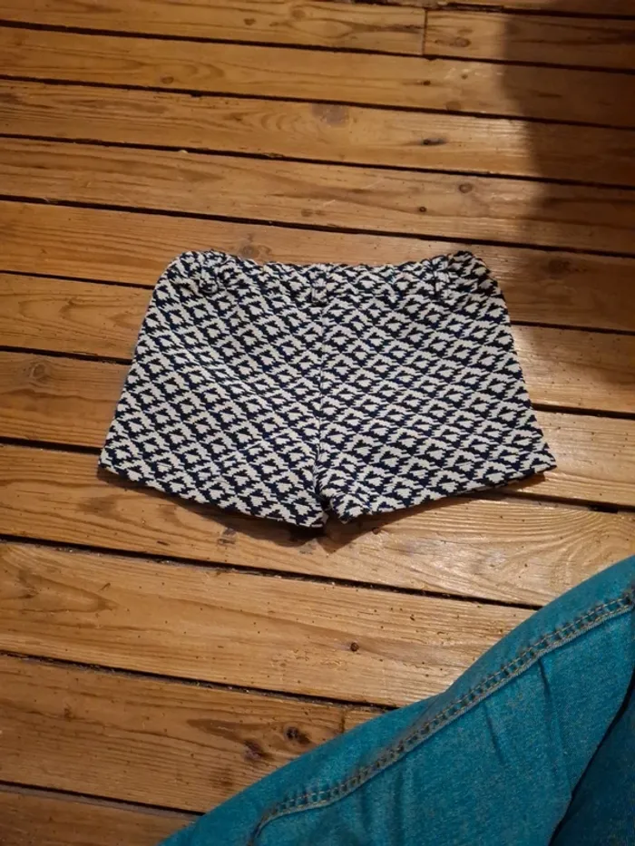 Short 18 mois - photo numéro 3