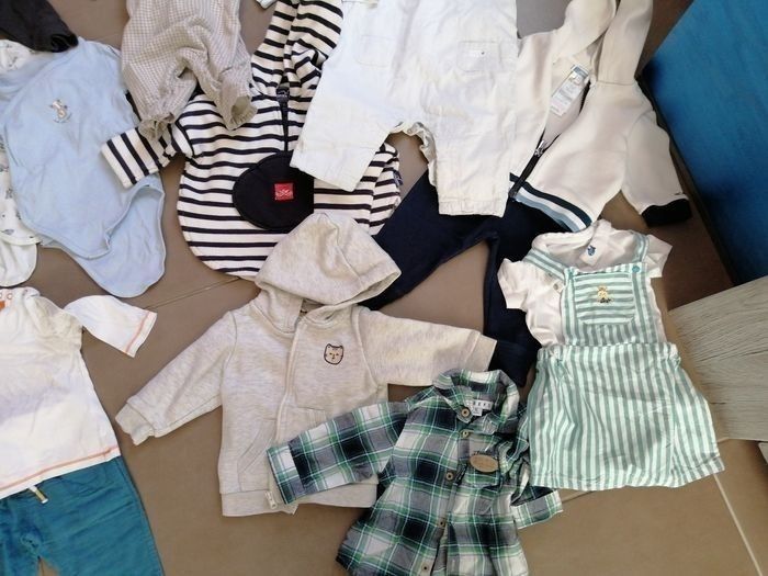 Lot vêtements 6 mois - photo numéro 5