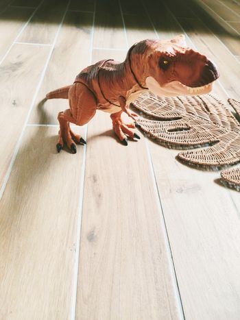 🦖 Dinosaure Tyrannosaure t-rex sonore Trash'n trow Jurassic World/ Jurassic park Mattel