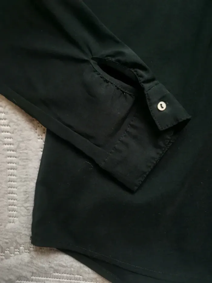 Blouse noire - photo numéro 3