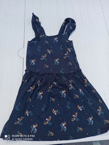 Robe motif perroquet