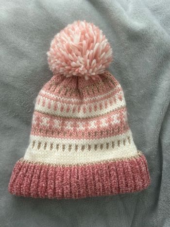 Bonnet fille 2 ans  épais fourré à l’intérieur 