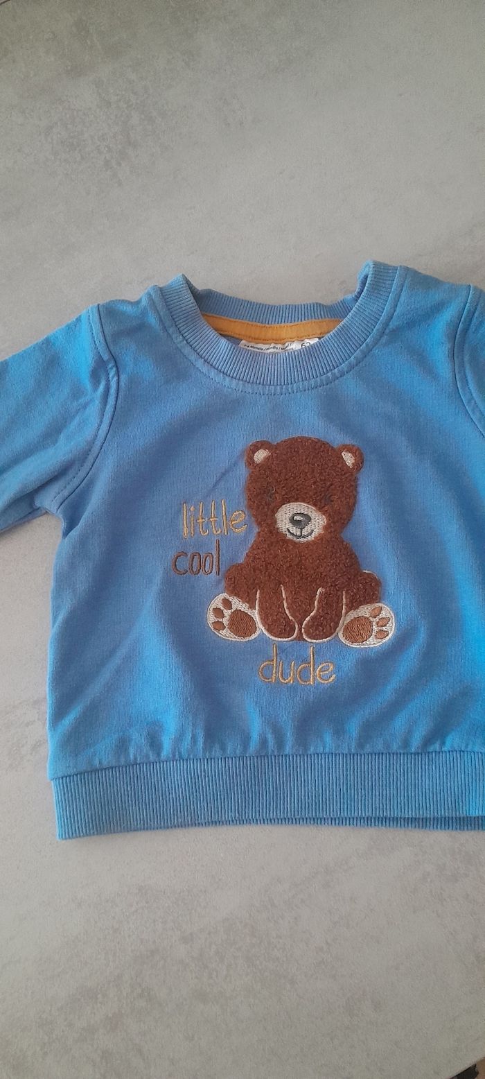 Pull 2-4 mois