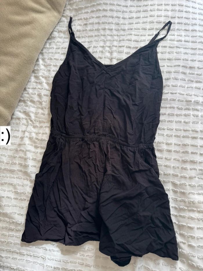 Combi-short noire H&M – Taille 42 (convient à M/L) - photo numéro 3