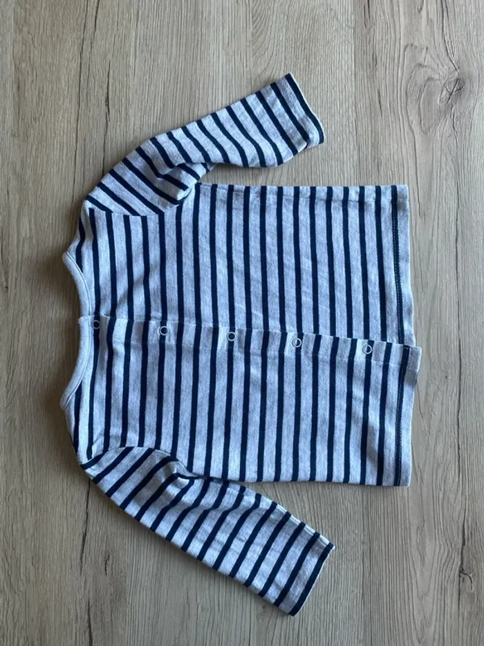 Tee-shirt manche longue rayé gris bleu foncé bébé garçon 6 mois Kiabi - photo numéro 4