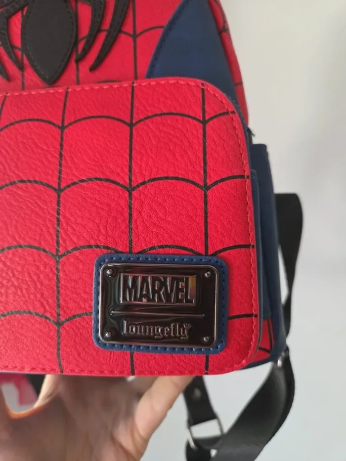 Sac loungefly Spider-man - photo numéro 3