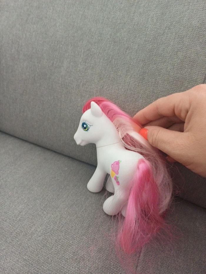 Figurine my little pony vintage de 2006 hasbro - photo numéro 2