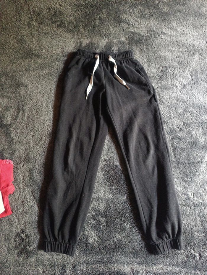 Lot vêtements fille T8 ans en très bon état - photo numéro 5