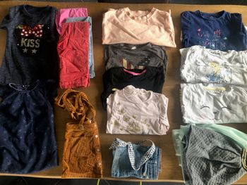 Lot vêtements fille 7 ans: plus de 15 pièces