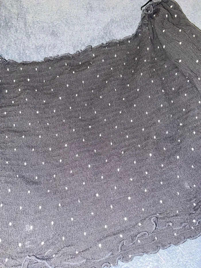 Croc top hollister en très bon état - photo numéro 2
