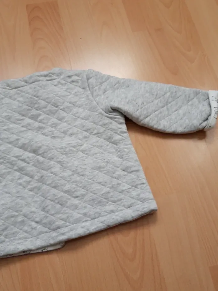 Jolie veste effet matelassée 6 mois - photo numéro 10