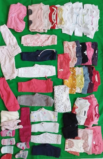 Lot de 51 vêtements 3 mois fille