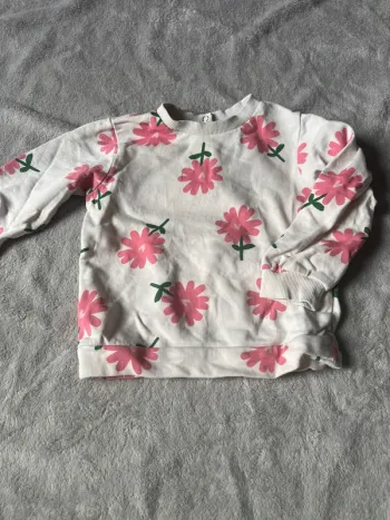Pull fleuri