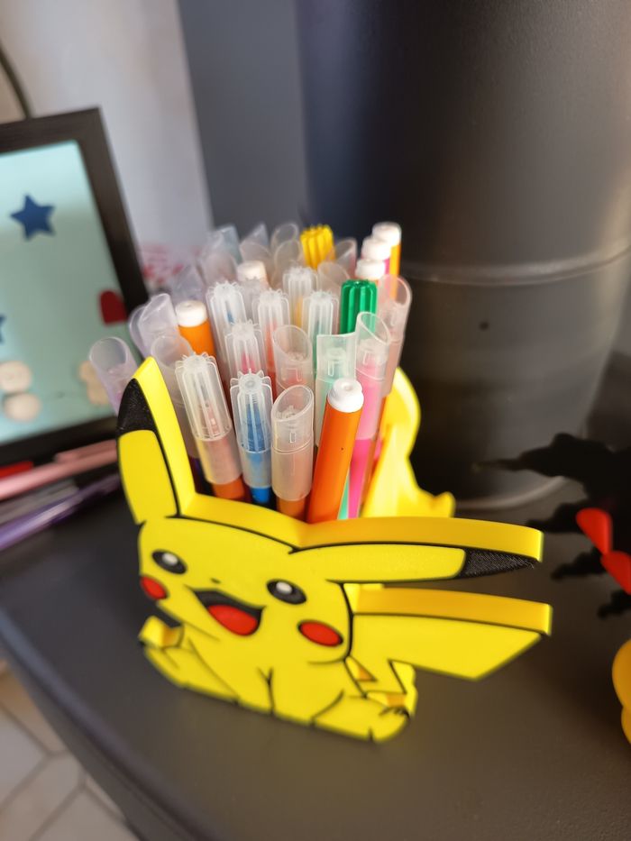 Pot à crayons pikatchu - photo numéro 2