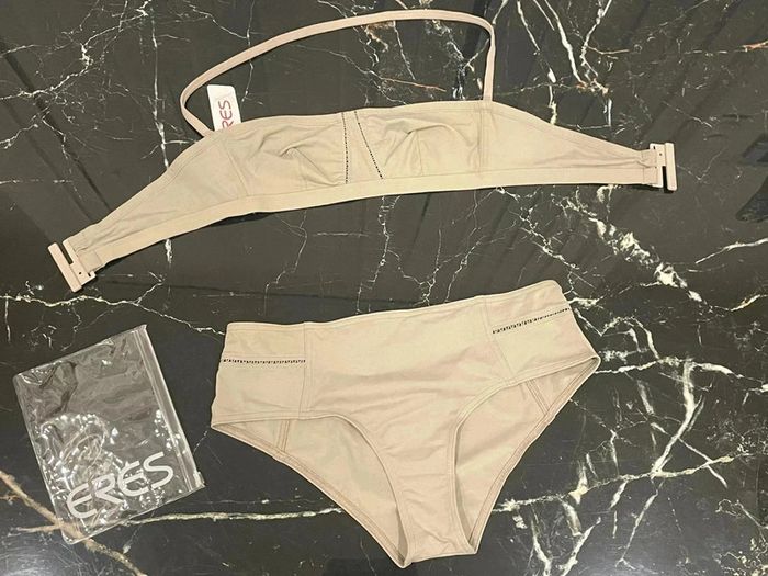 Maillot de bain neuf eres 40