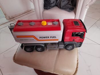 Camion fuel