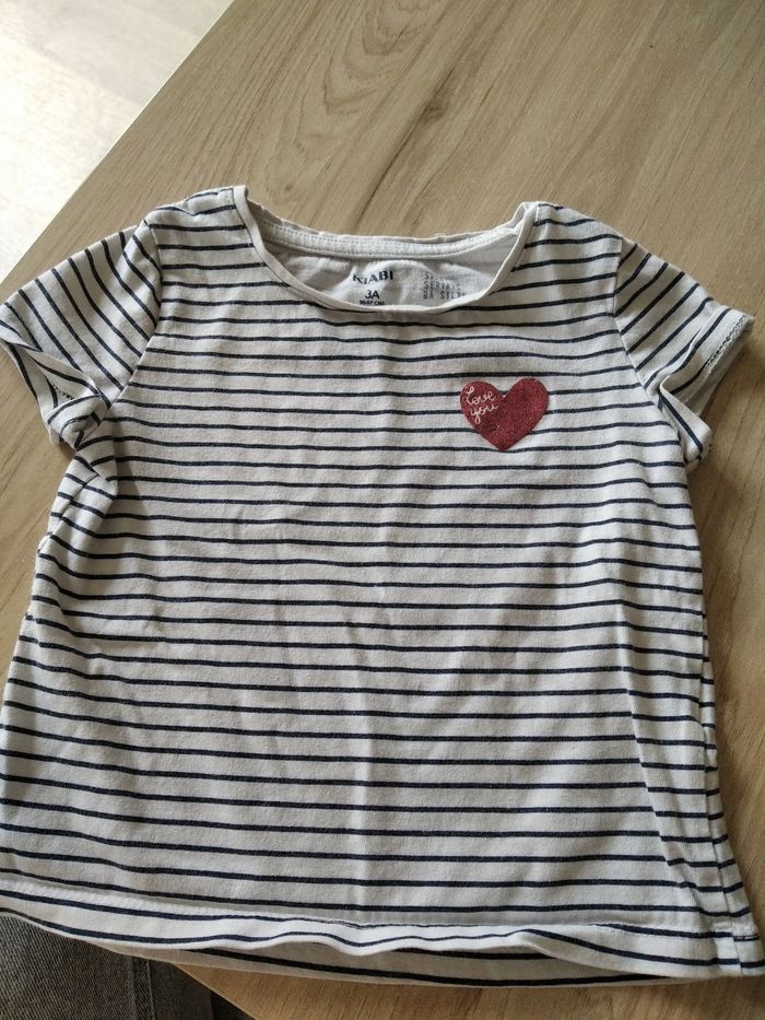 Tee shirt