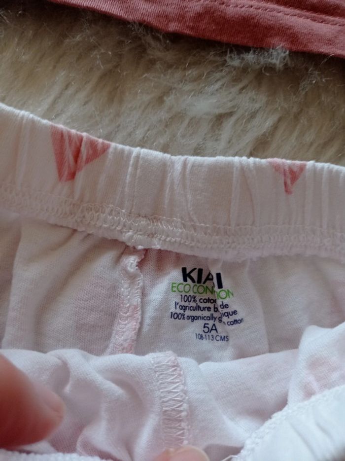 Pyjama Kiabi été 5 ans short coeur + tshirt - photo numéro 3