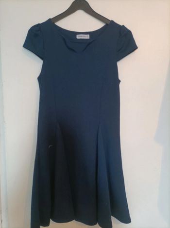 Jolie robe bleu roi – Taille 2 (équiv. M)