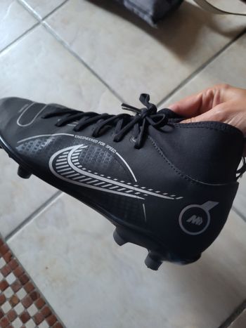 Chaussure de foot nike