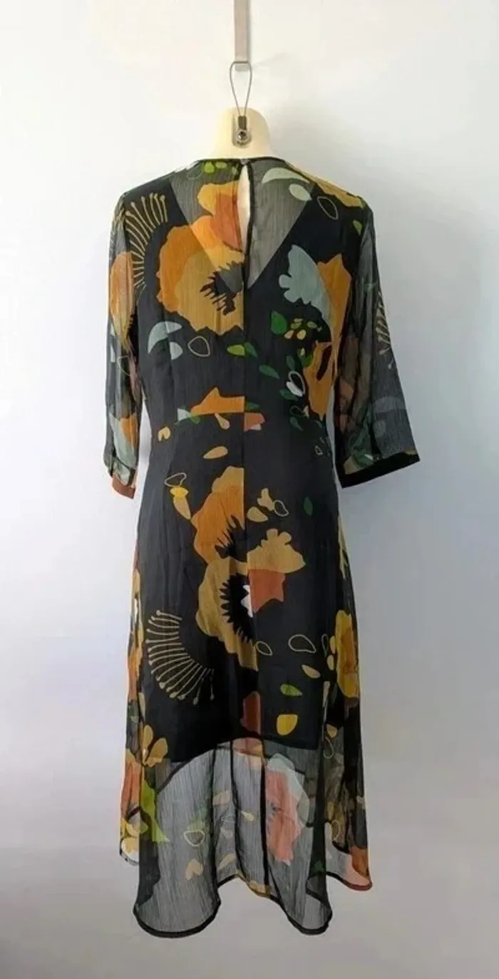 Robe d'été neuve mi-longue - Trend - taille 38 - photo numéro 4