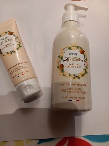 💯 A saisir set 1lotion pour le corps et 1 crème mains Nocibe