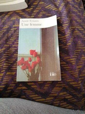 Une femme