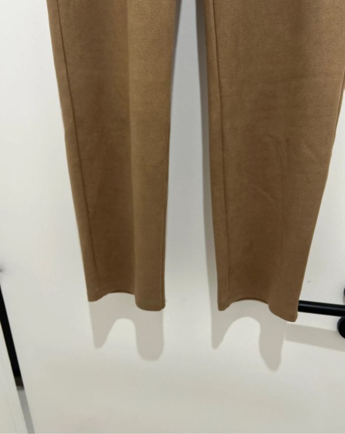 Jogging Marron Neuf effet Daim taille 42 - photo numéro 4