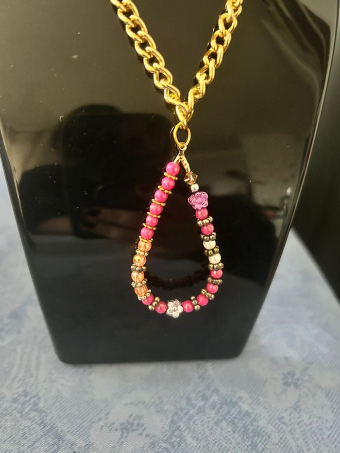 Collier doré et perles fait main - photo numéro 2