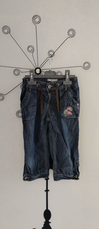 Pantacourt bleu Vynil fraise taille 8 ans