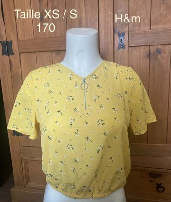 T-shirt jaune