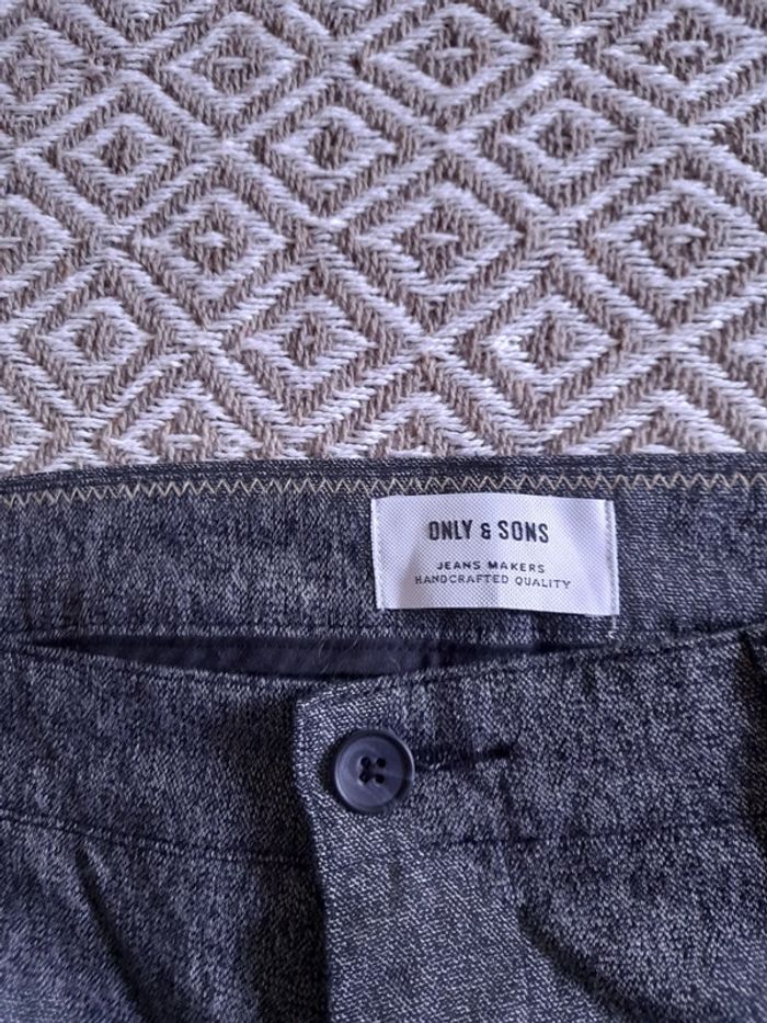 Joli pantalon chino gris chiné Only & Sons taille S/M - photo numéro 2