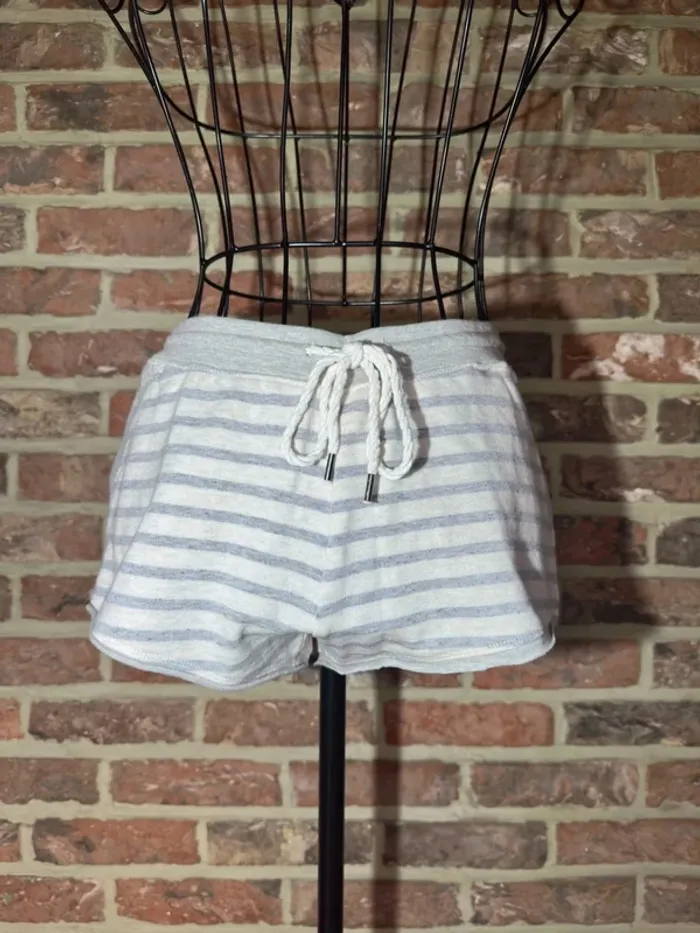 Short ligne gris et blanc Undiz Taille XS / 34