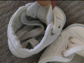 Baskets bébé taille 16