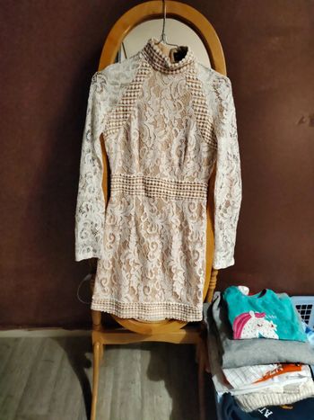 Robe blanche moulante femme comme neuf