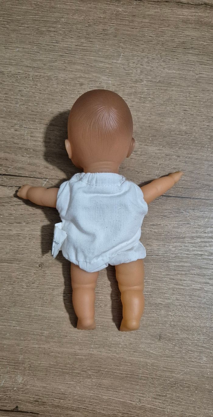 Petit poupon avec tenue en laine - photo numéro 6